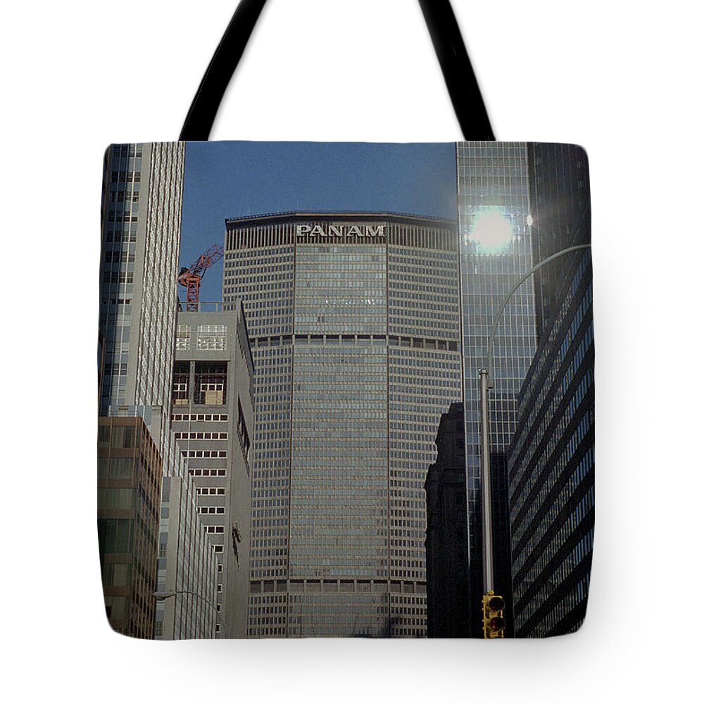 5th Tote Bag featuring the photograph New York City 1982 Color Series - #7 by Frank Romeo