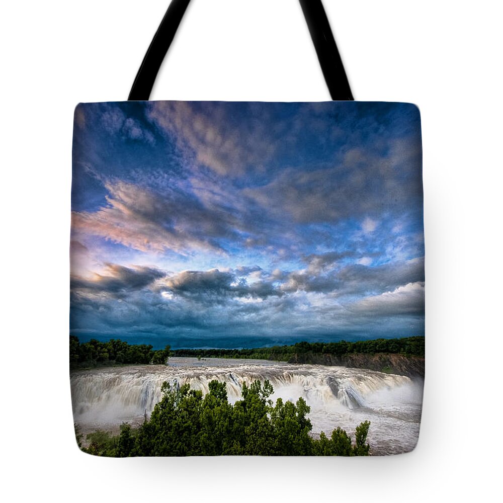 Clouds Tote Bag featuring the photograph Nightfalls by Neil Shapiro