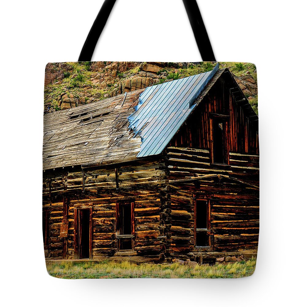 Barn Tote Bag featuring the photograph Old Log Cabin-Barn by Marilyn Burton