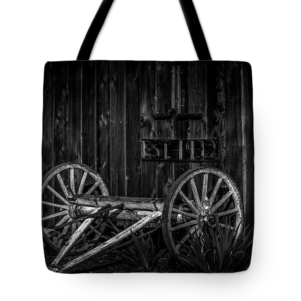 Barn Tote Bag featuring the photograph Old Wheel by Bruce Bottomley