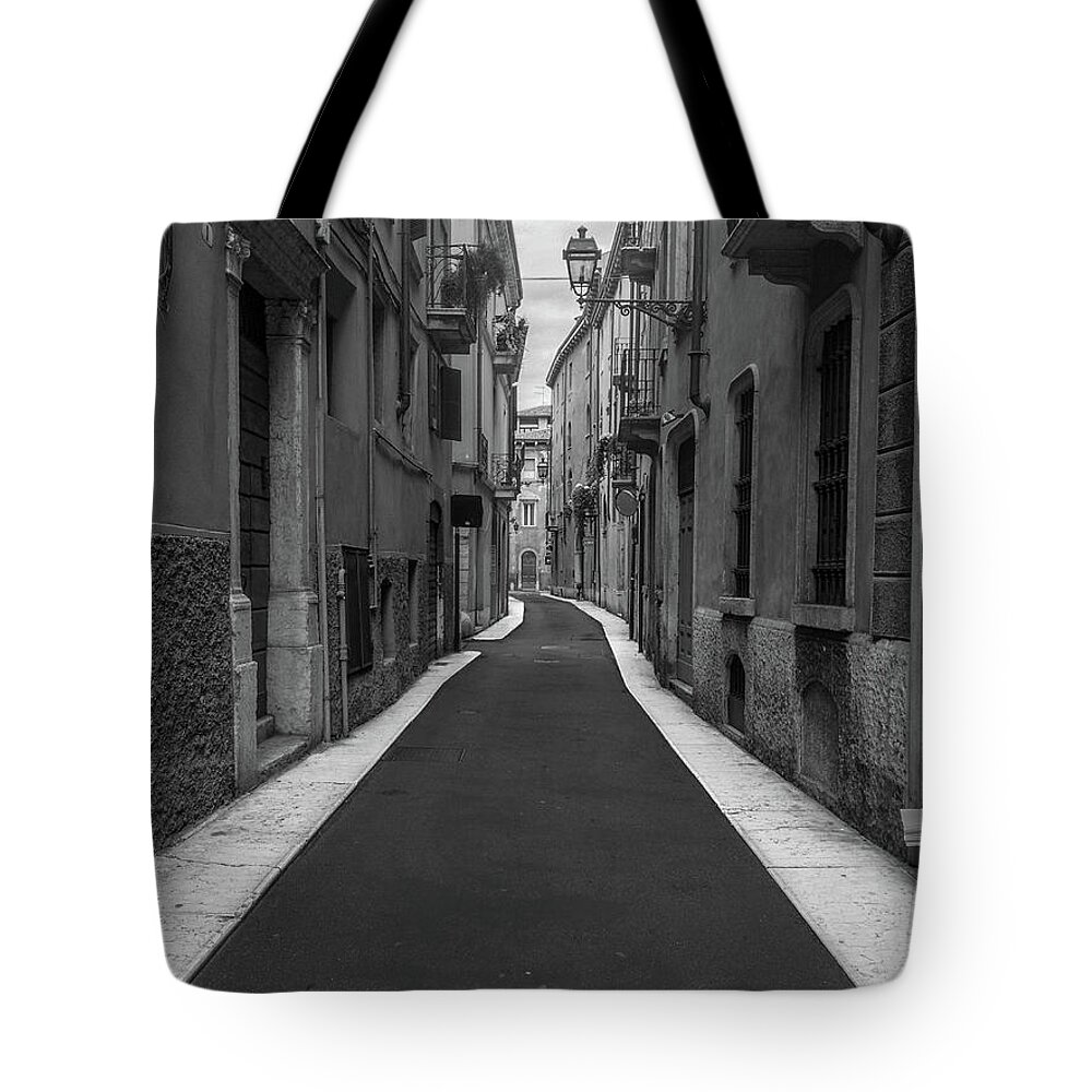 Street Tote Bag featuring the photograph On the way by Cesar Vieira