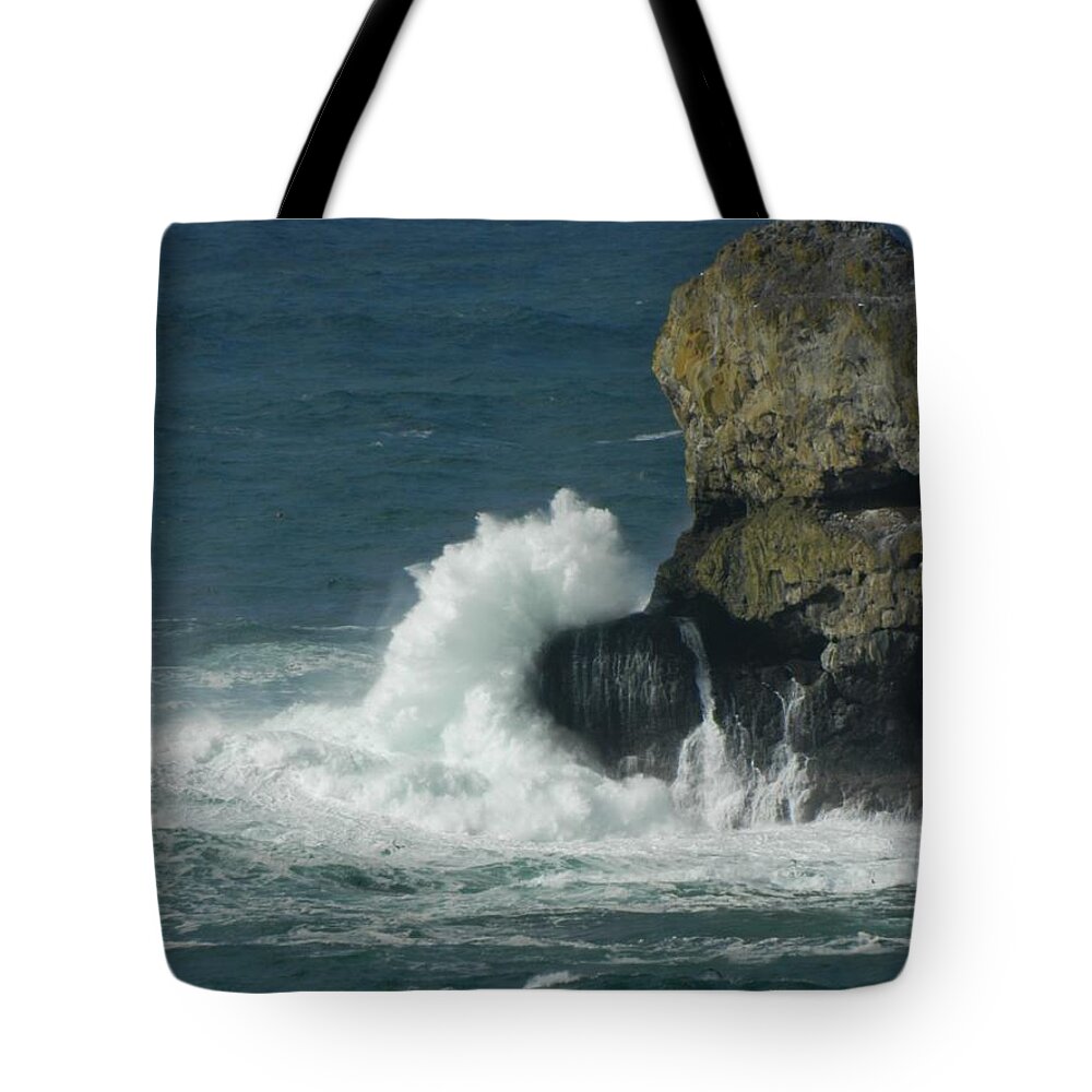 Wave Splashes Tote Bag featuring the photograph Oregon Coast Beauty In Splashes by Gallery Of Hope 