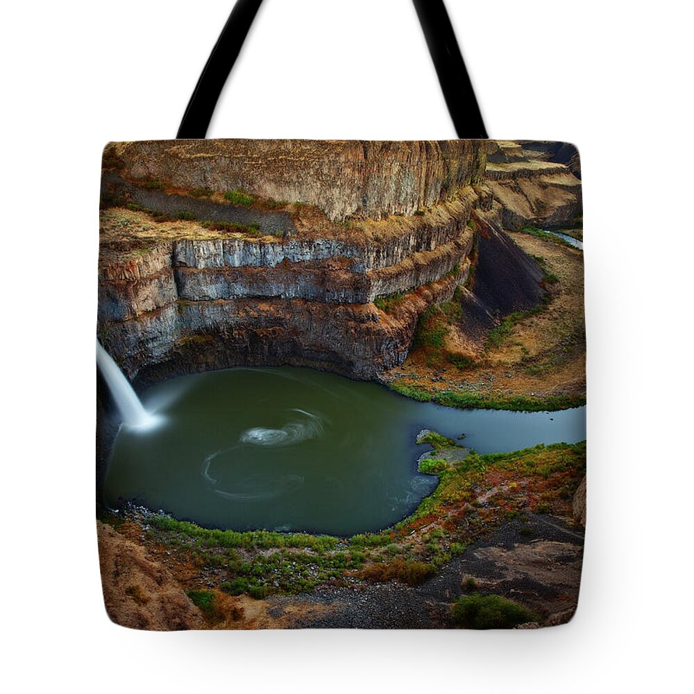 Palouse Tote Bag featuring the photograph Palouse Falls by Darren White