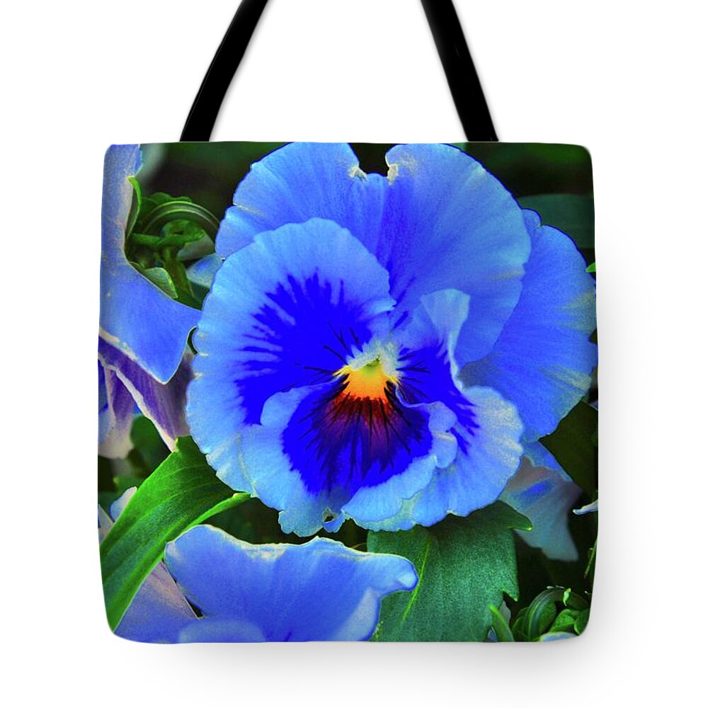  Tote Bag featuring the photograph Pansies by Joe Burns