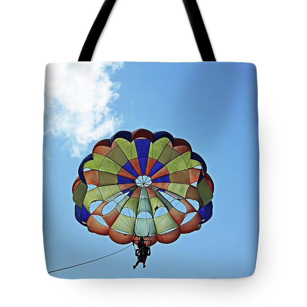 Parasailing Tote Bag featuring the photograph Parasailing by Debbie Oppermann