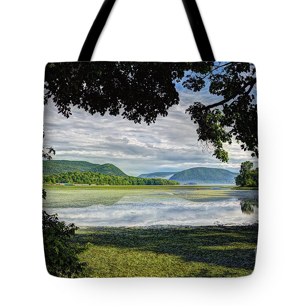 Beacon New York Tote Bag featuring the photograph Perfectly Framed by Rick Kuperberg Sr