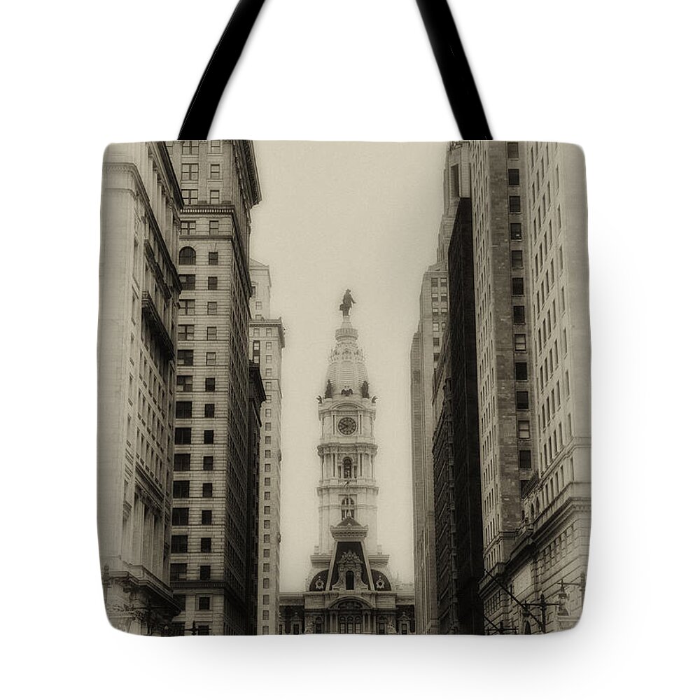 Philadelphia Tote Bag featuring the photograph Philadelphia City Hall From South Broad Street by Bill Cannon