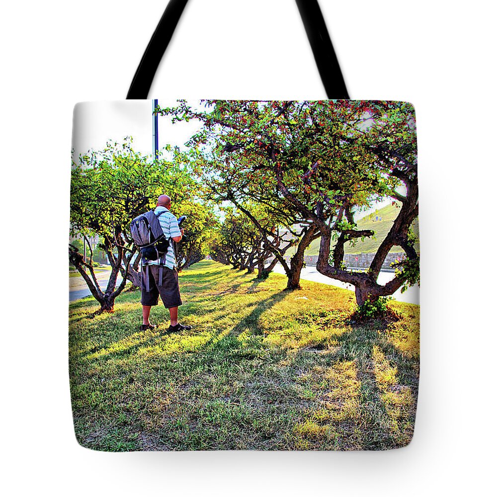 2d Tote Bag featuring the photograph Photographer by Brian Wallace