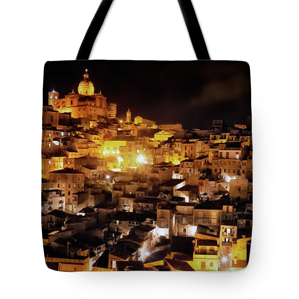  Tote Bag featuring the photograph Piazza Armerina at Night by Patrick Boening