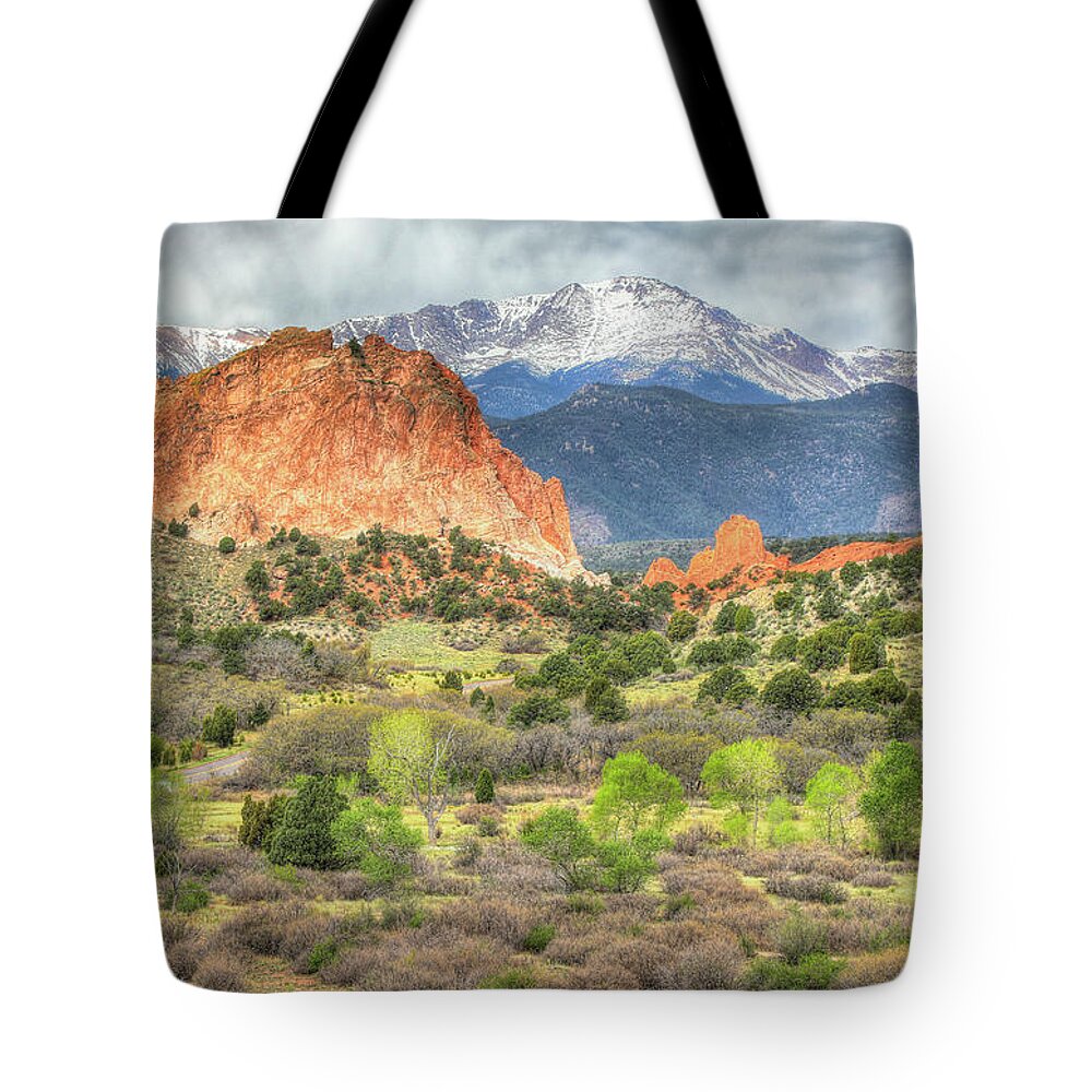 Pikes Peak Tote Bag featuring the photograph Pikes Peak by Lorraine Baum