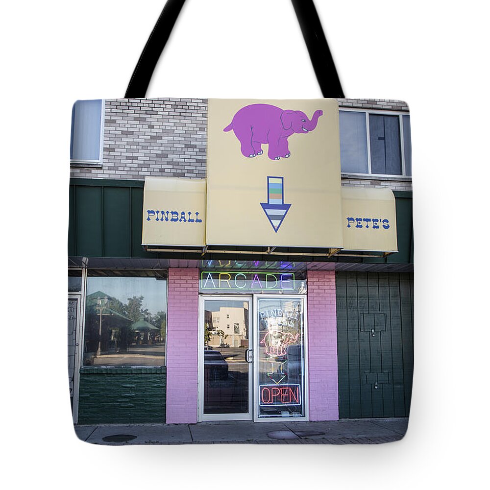 East Lansing Tote Bag featuring the photograph Pinball Pete's by John McGraw