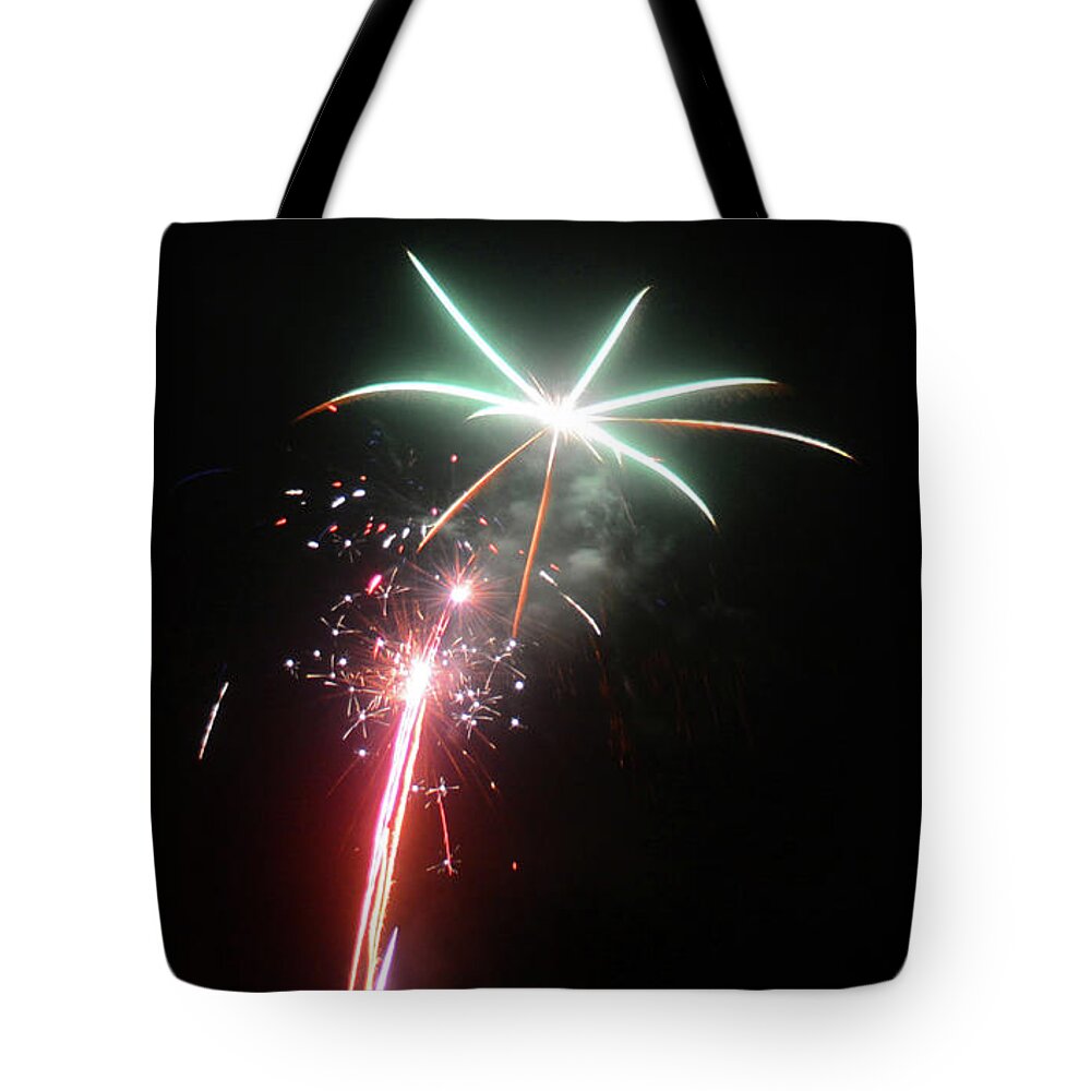 Fireworks Tote Bag featuring the photograph Pistil2 - 160922psg1275150704 by Paul Eckel
