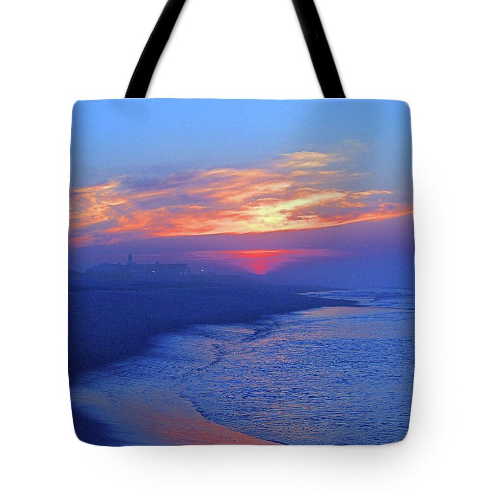Seas Tote Bag featuring the photograph Pre Dawn I I by Newwwman