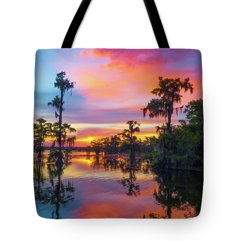  Tote Bag featuring the photograph Psychedelic Swamp by Kimo Fernandez