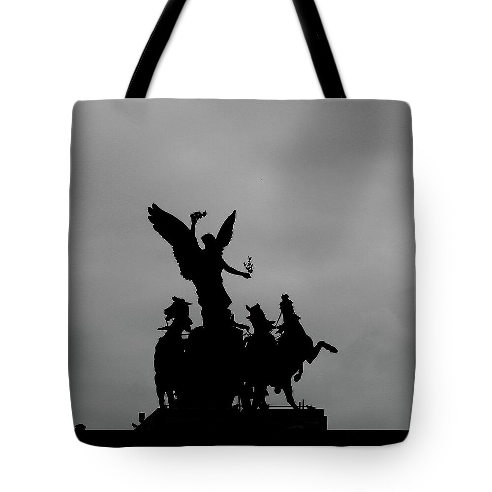London Tote Bag featuring the photograph Quadragia atop Wellington Arch, London by Misentropy