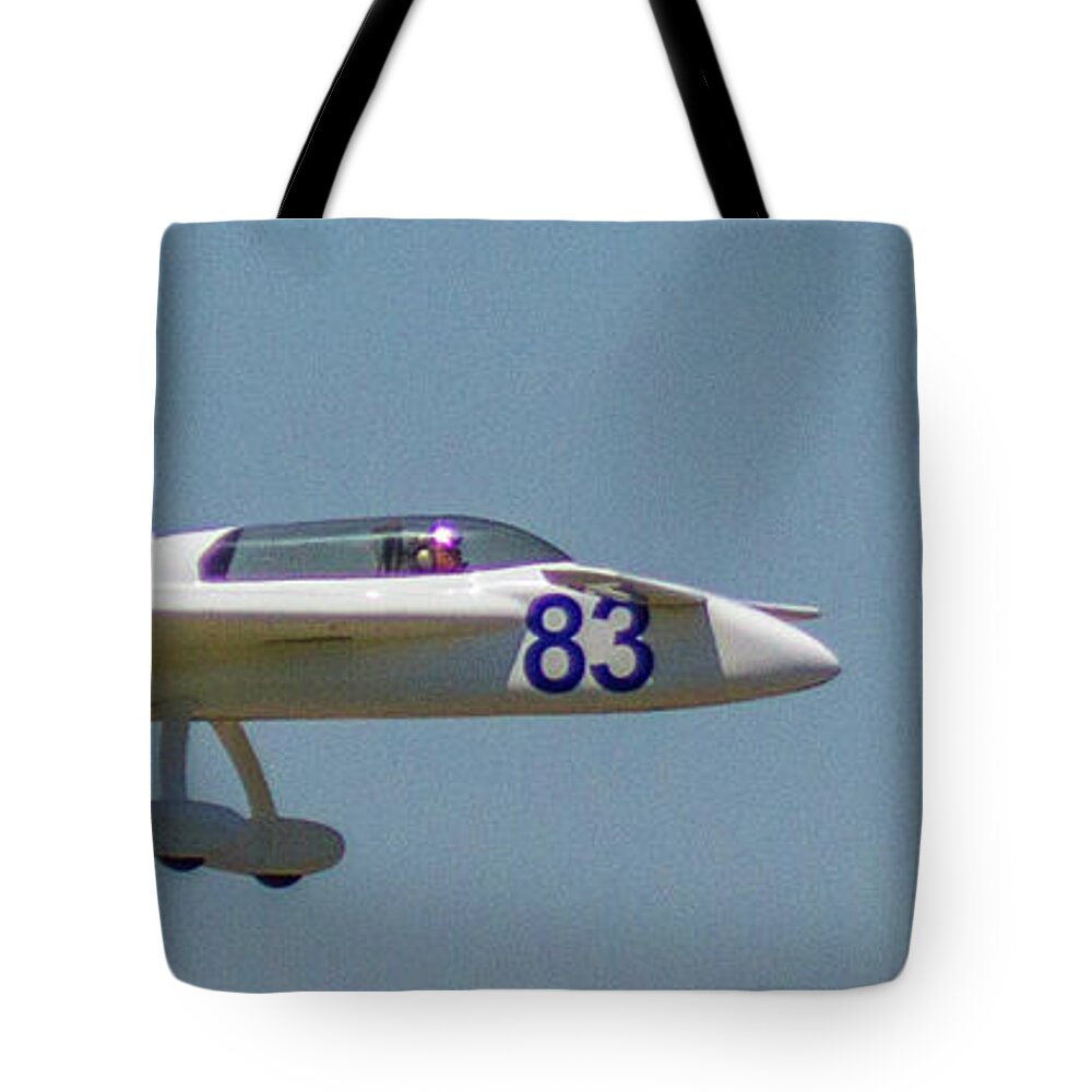 Big Muddy Air Race Tote Bag featuring the photograph Race 83 Fly By by Jeff Kurtz