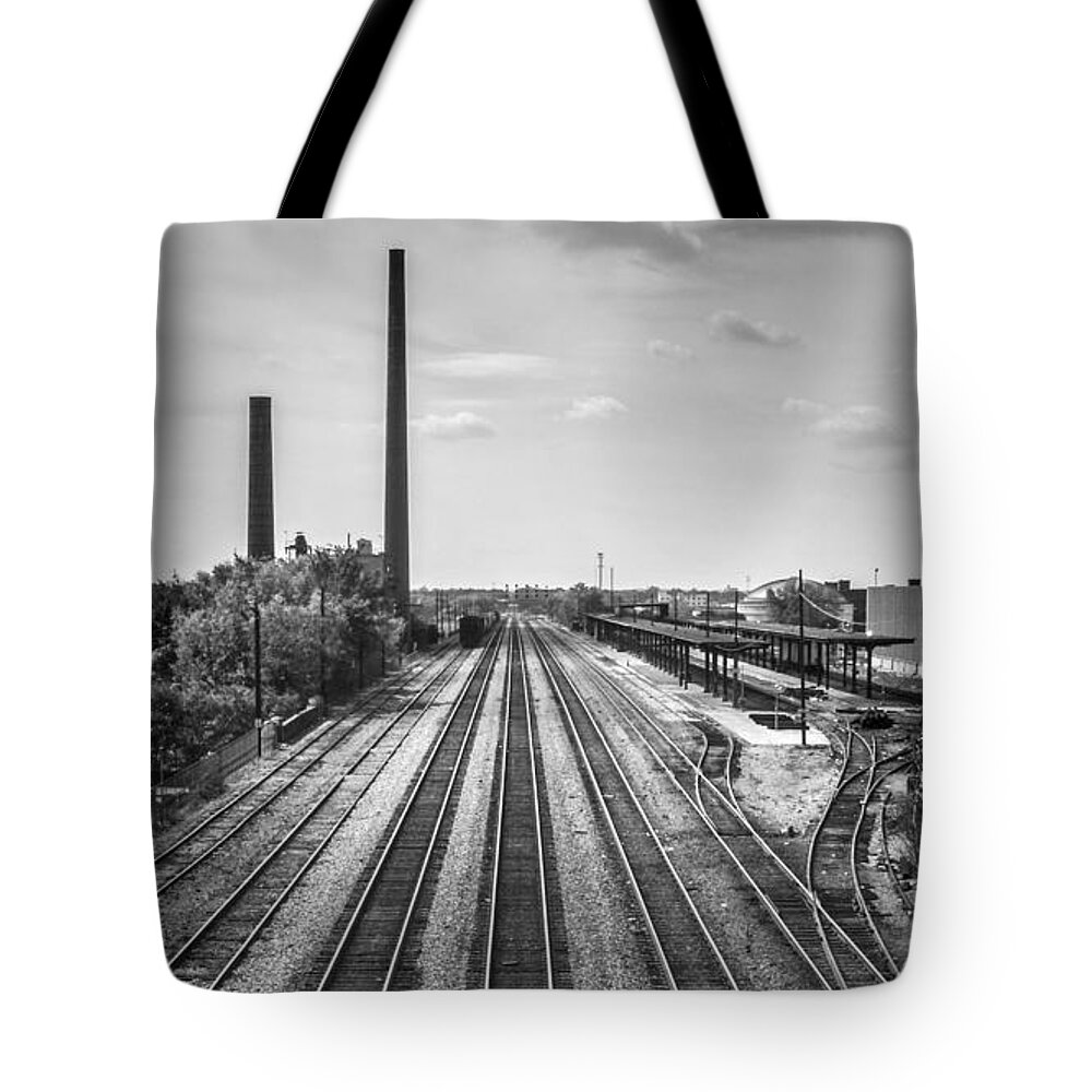 Birmingham Tote Bag featuring the photograph Rails Through Birmingham by Ken Johnson