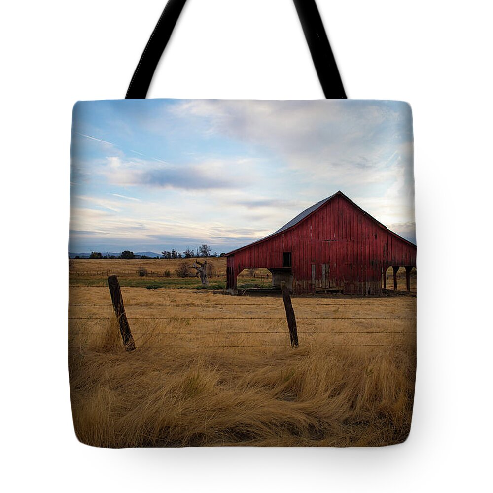 Old Barn Tote Bag featuring the photograph Red Barn in California by Kathleen Scanlan