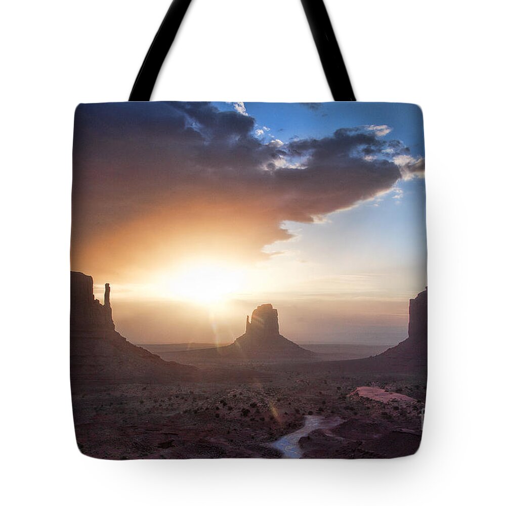 Monument Valley Print Tote Bag featuring the photograph Red Dirt Dawning by Jim Garrison