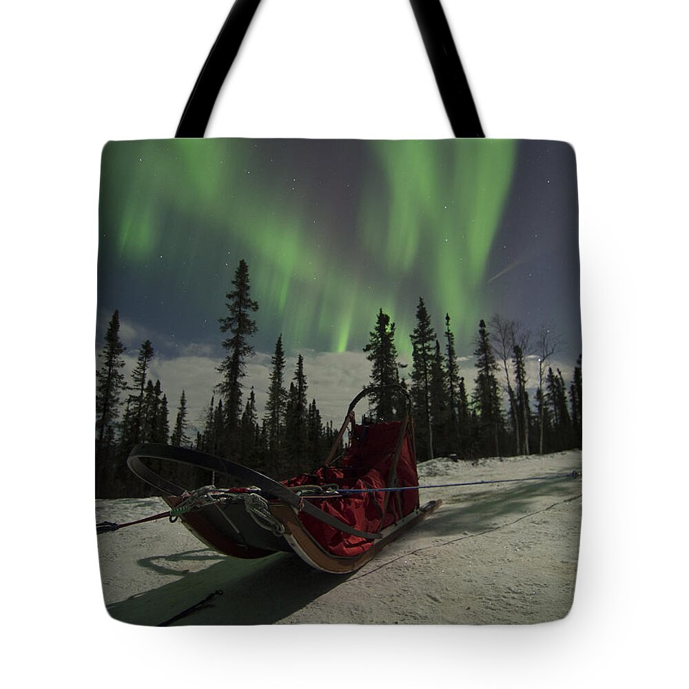 Alaska Tote Bag featuring the photograph Red-Sled Aurora by Ian Johnson