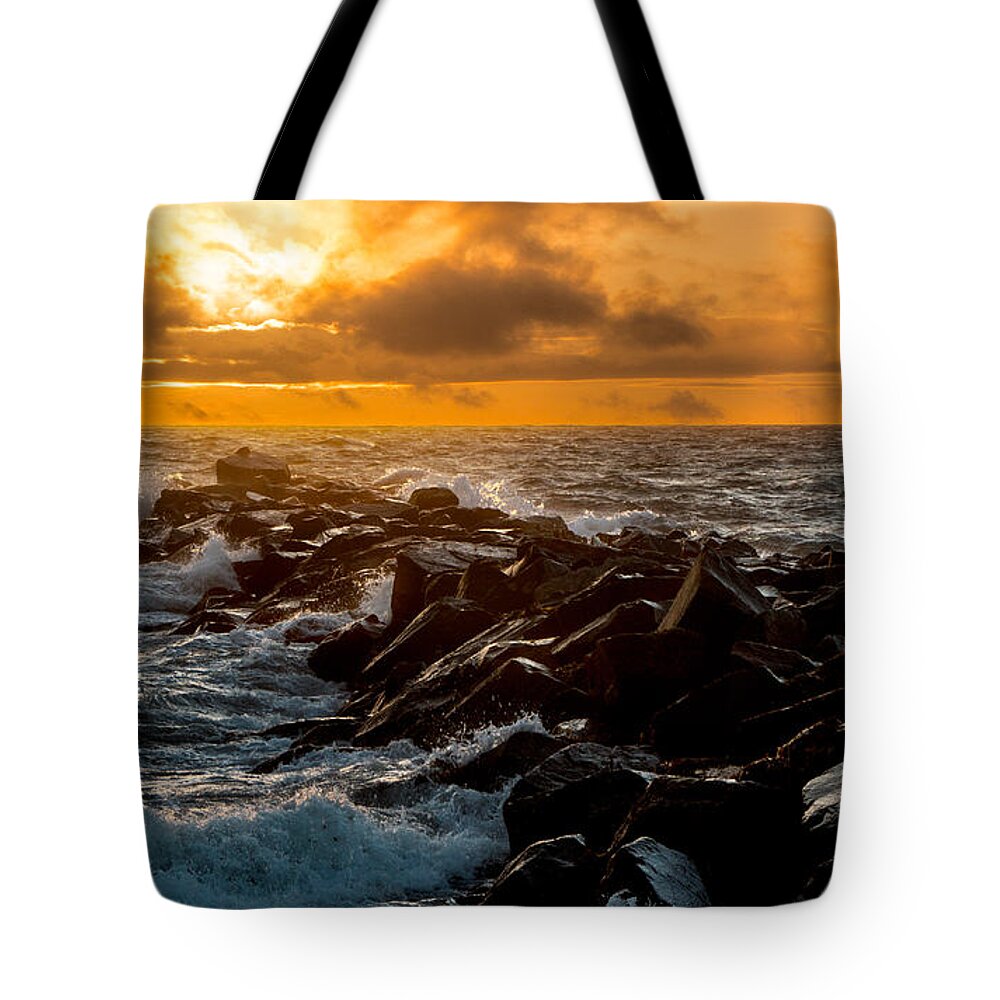 Sky Tote Bag featuring the photograph Redondo Beach Sunset by Ed Clark