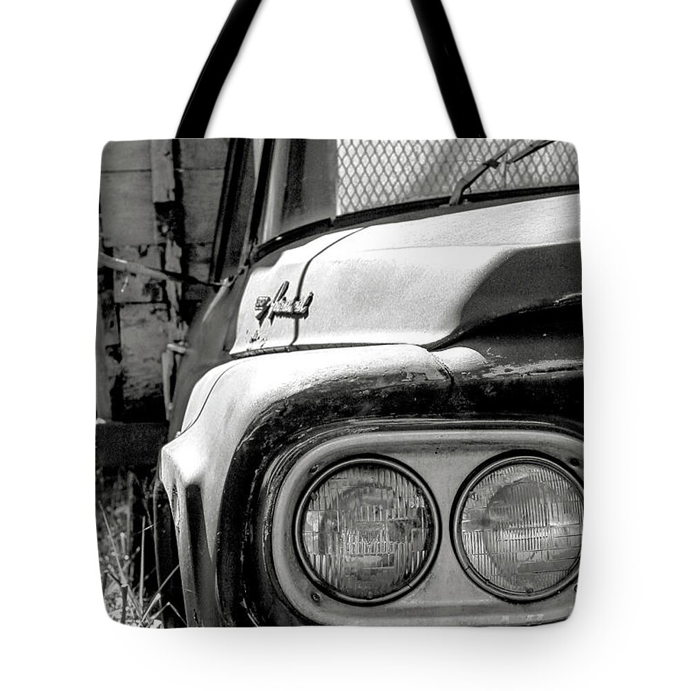 Antique Automobile Tote Bag featuring the photograph Retirement by Holly Ross