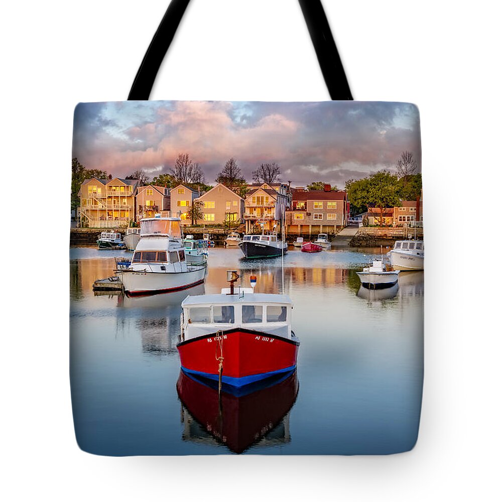 Motif No. 1 Tote Bag featuring the photograph Rockport Harbor by Susan Candelario