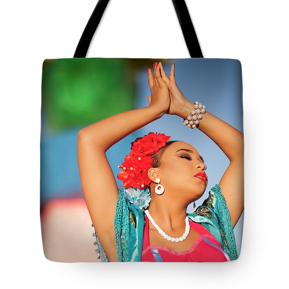  Tote Bag featuring the photograph Cathy Rocks by Carl Wilkerson