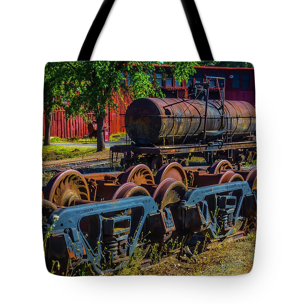 Historic Sierra Tote Bag featuring the photograph Roundhouse And Turntable by Garry Gay