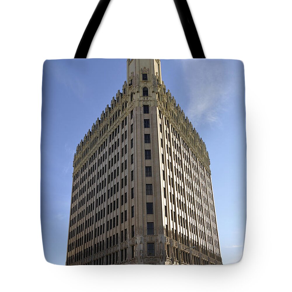 Beautiful San Antonio Building Tote Bag featuring the photograph San Antonio Building 2 by Andrew Dinh