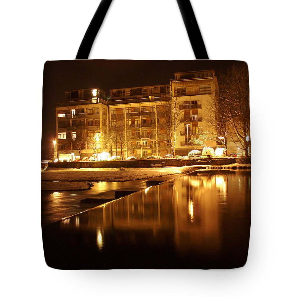 Kendal Tote Bag featuring the photograph Sand aire house at kendal by Lukasz Ryszka