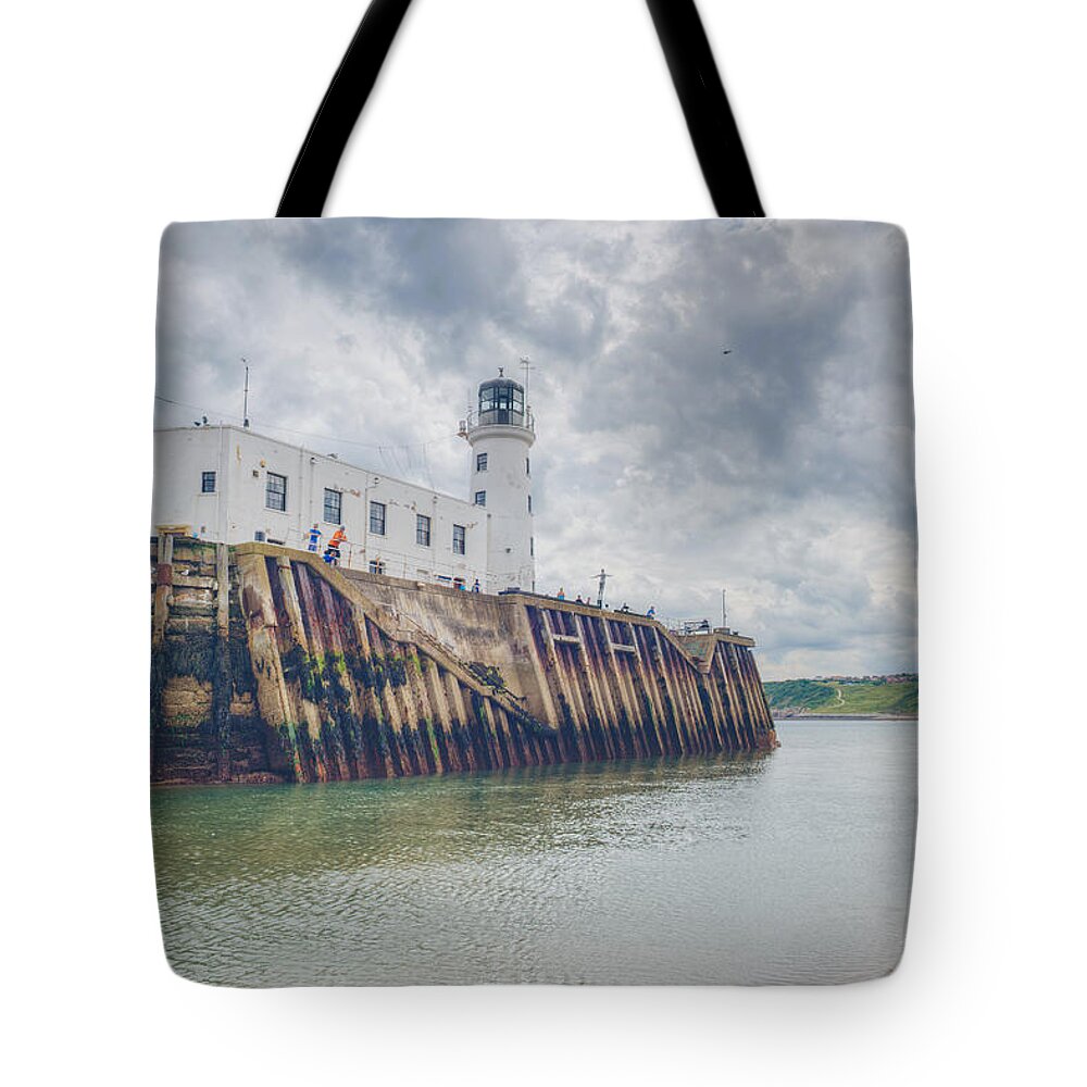 Scarborough Tote Bag featuring the photograph Scarborough Harbour by Ray Devlin