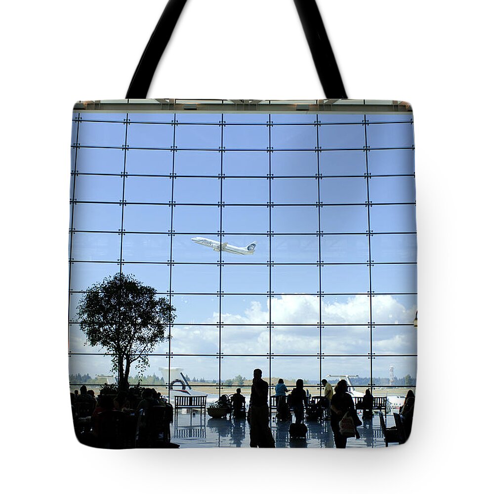 Aircraft Tote Bag featuring the photograph SEATAC airport K088 by Yoshiki Nakamura