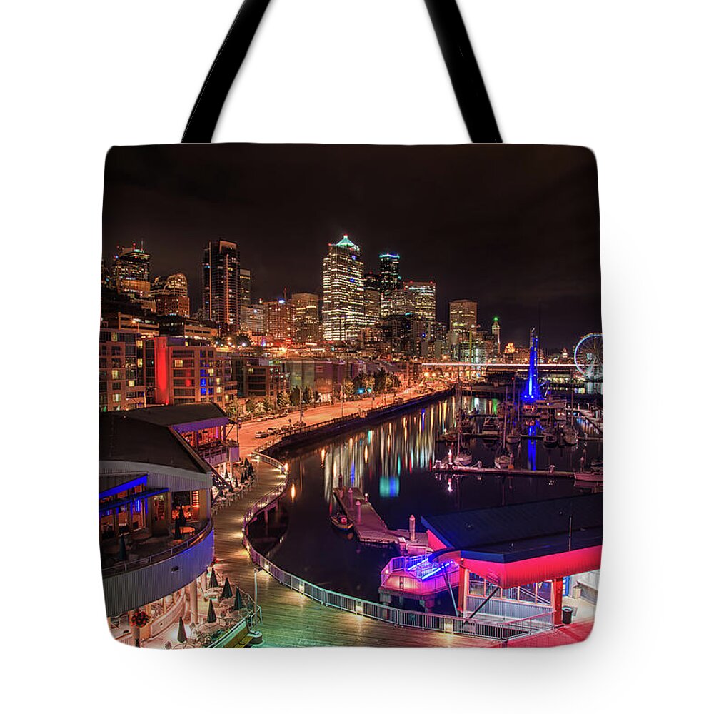 Seattle Tote Bag featuring the photograph Seattle Nights by Raf Winterpacht