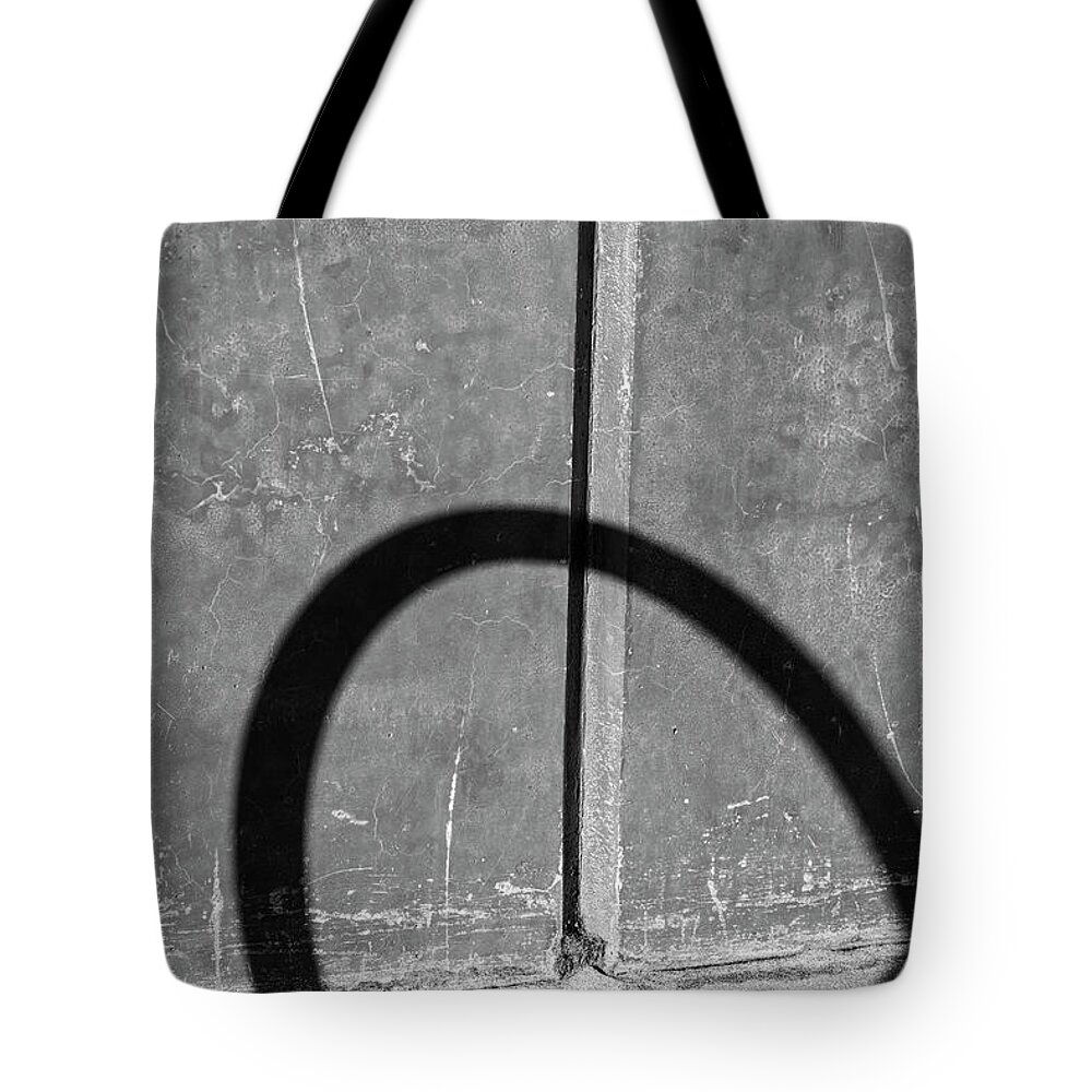 Wall Tote Bag featuring the photograph SemiCircle by Joseph S Giacalone