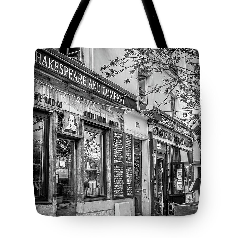 5th Arrondissement Tote Bag featuring the photograph Shakespeare and Company Bookstore, Paris, Blk and Wht by Liesl Walsh