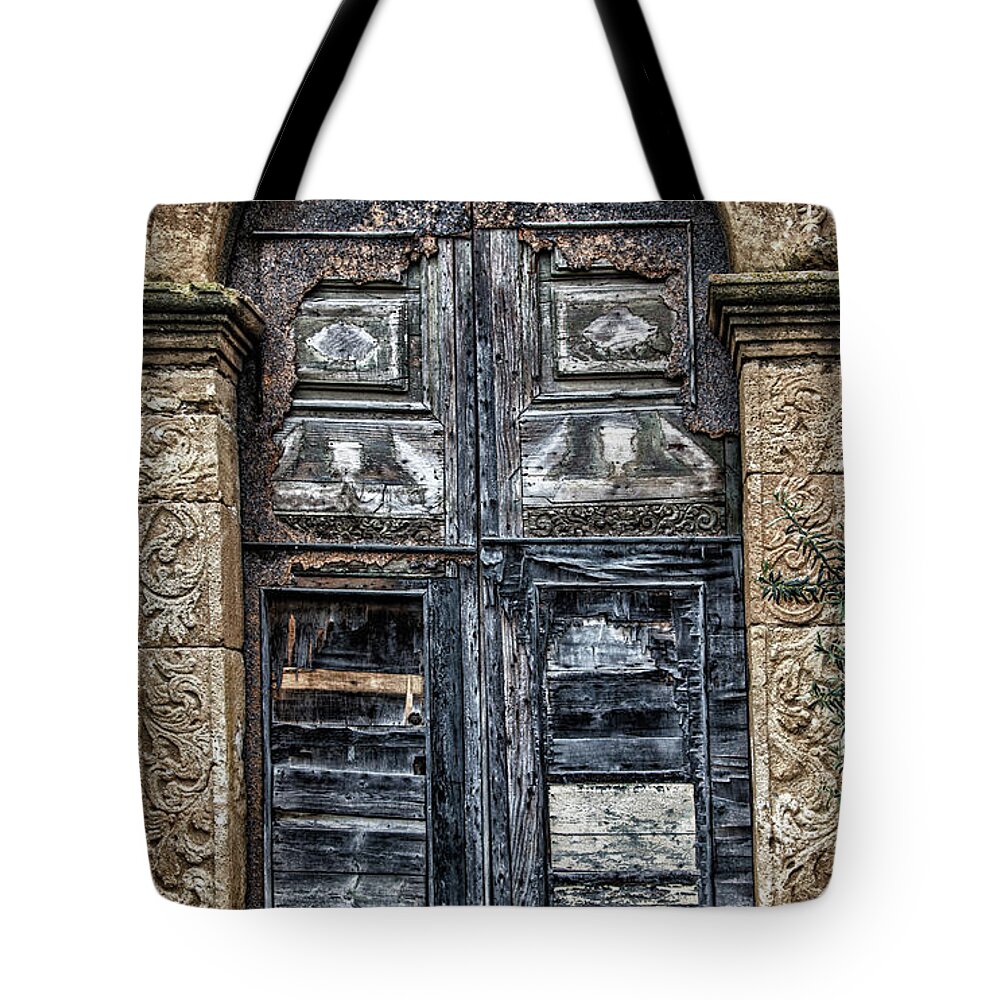  Tote Bag featuring the photograph Sicilian Door by Patrick Boening