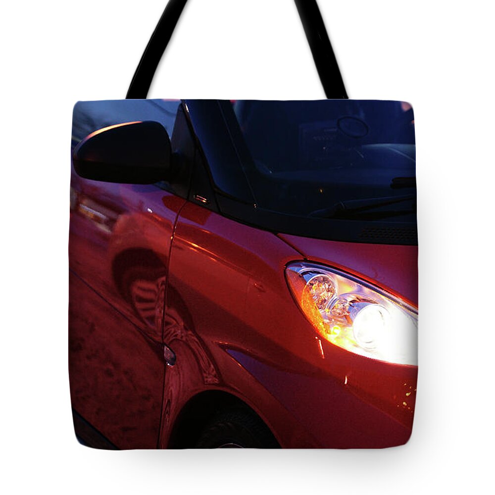 Smart Car Tote Bag featuring the photograph Smart by Linda Shafer
