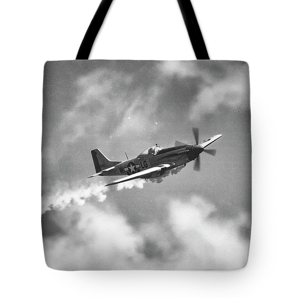 P-51 Tote Bag featuring the photograph Smokin 51 BW by Gulf Coast Aerials -