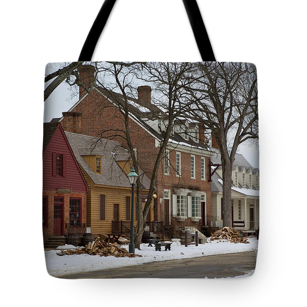 Colonial Williamsburg Tote Bag featuring the photograph Snow in Colonial Williamsburg by Lara Morrison