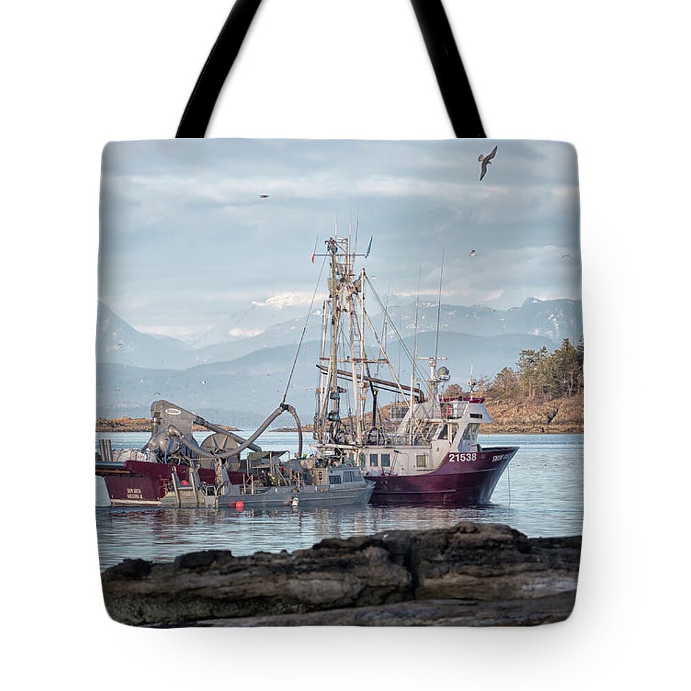 Fishing Boats Tote Bag featuring the photograph Snow Queen by Randy Hall