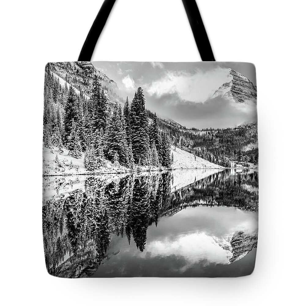 Maroon Bells Wall Art Tote Bag featuring the photograph Snowy Aspen Colorado Maroon Bells in Black and White by Gregory Ballos