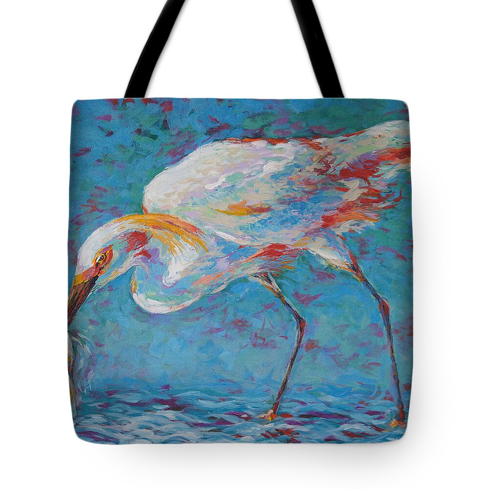 Bird Tote Bag featuring the painting Snowy Egret's Prized Catch by Jyotika Shroff