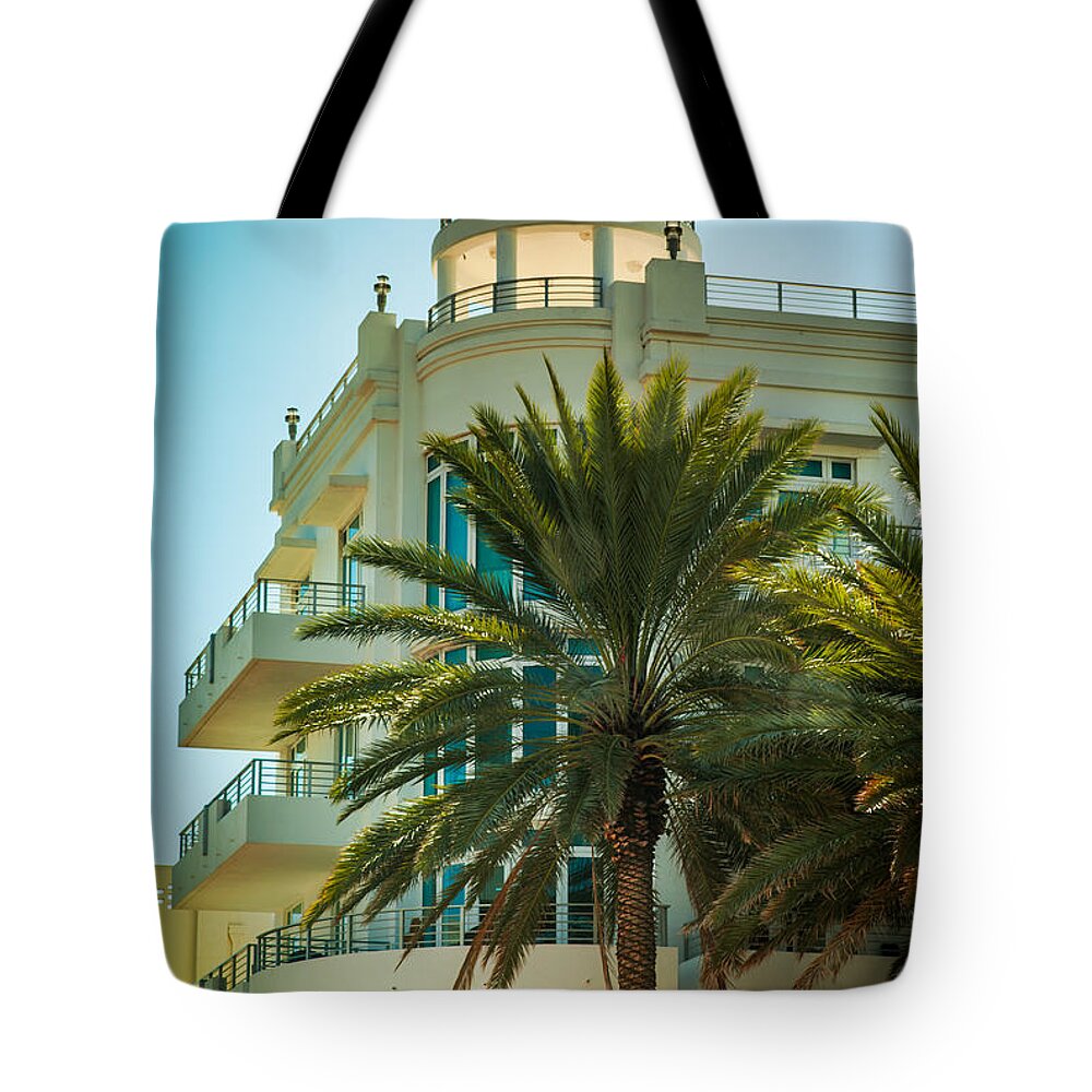 Art Deco Architecture Tote Bag featuring the photograph South Beach Vibes by Karen Wiles