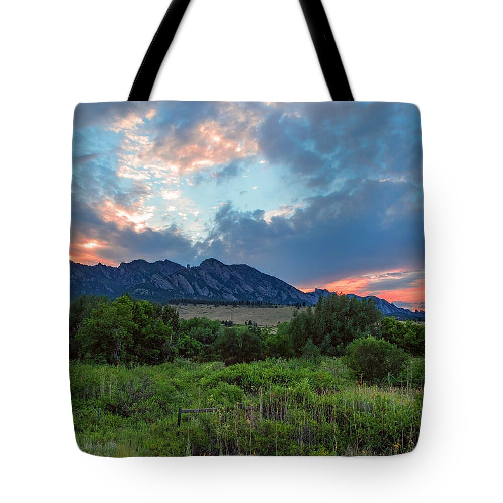 Boulder Tote Bag featuring the photograph South Boulder Sunset Vista by Lorraine Baum