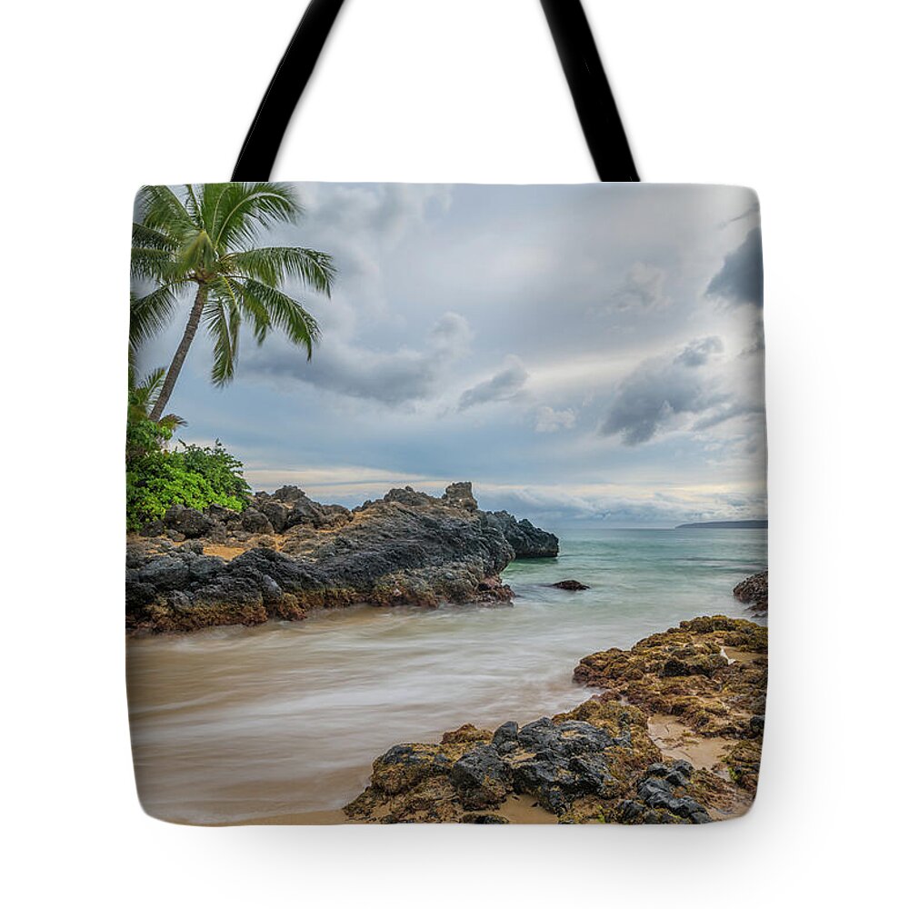 Hawaii Tote Bag featuring the photograph South Maui secret beach by Ian Sempowski