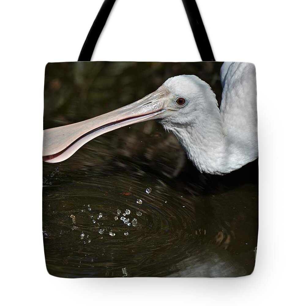 Roseate Spoonbill Tote Bag featuring the photograph Spoonie Fountain by Julie Adair