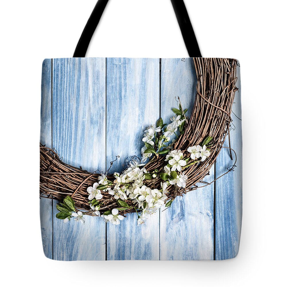 Garland Tote Bag featuring the photograph Springtime Wreath by Amanda Elwell