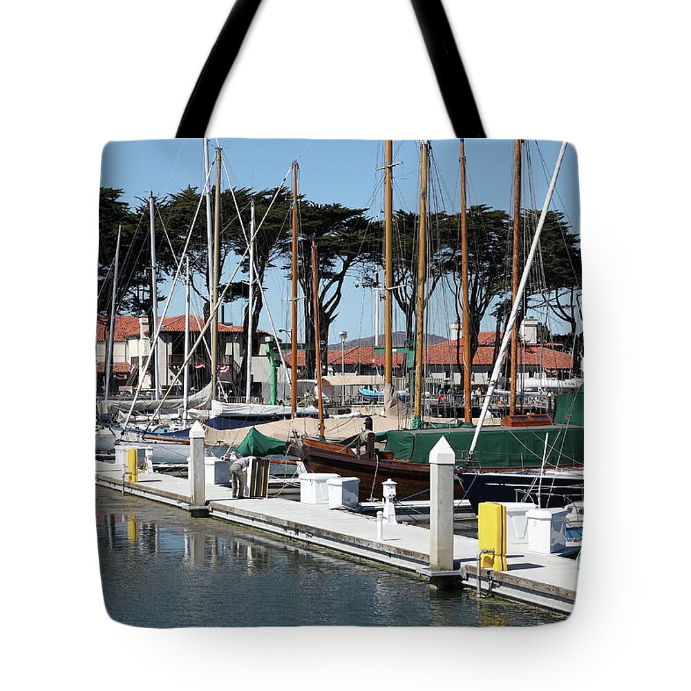 Wingsdomain Tote Bag featuring the photograph St Francis Yacht Club At The San Francisco Marina 5D18267 by San Francisco