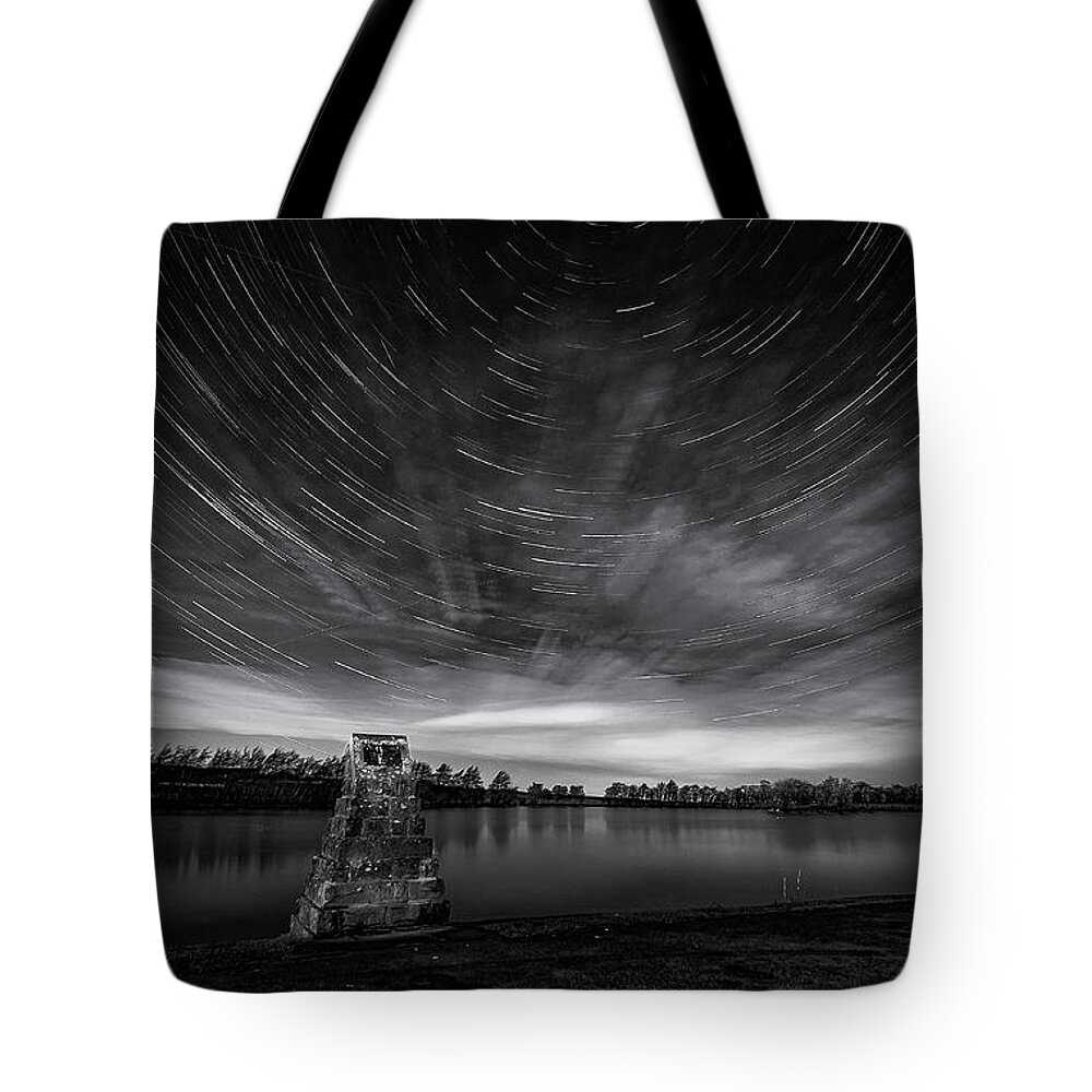 Dslr Tote Bag featuring the photograph Star trails over the tarn - monochrome by Mariusz Talarek